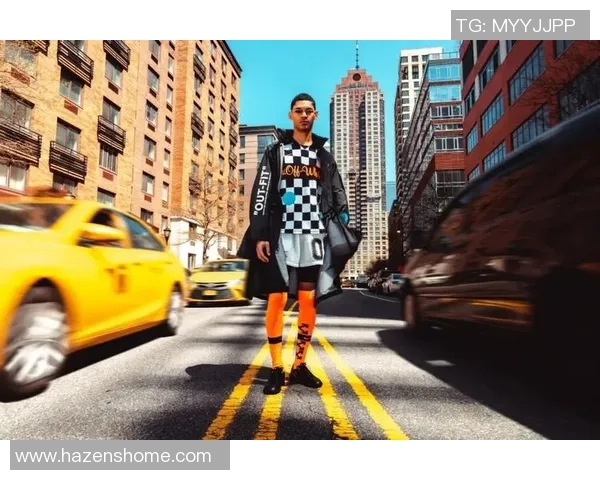 足球明星图案体恤引领时尚潮流展现运动魅力与个性风格 足球明星图案体恤引领时尚潮流展现运动魅力与个性风格